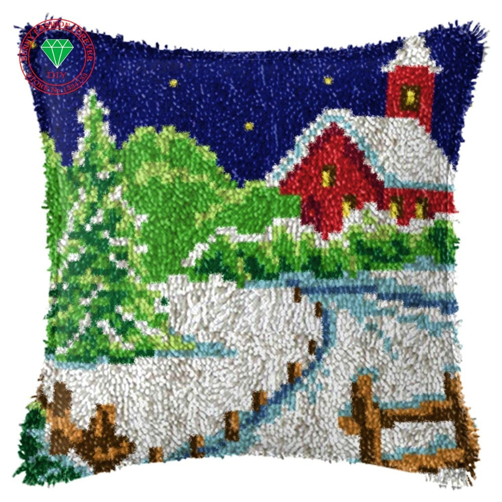 DIY Latch Hook Rug Kit Pillowcase of Wintertime House - spotlighthomedecor